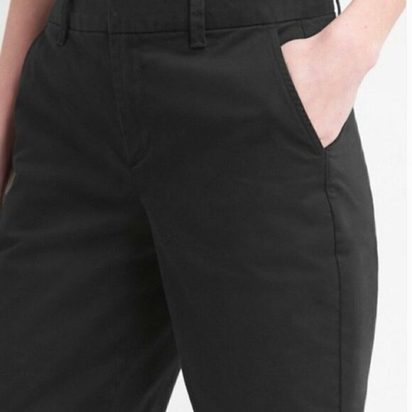 GAP 10" Mid-Rise Pink Chino Bermuda Shorts Size 2/26 - Picture 7 of 7